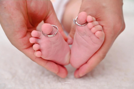 惠东宝宝不抱就哭怎么办 惠东宝宝不抱就哭怎么办